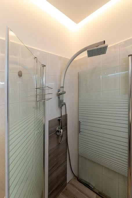 L.T.D Luxury Apartments 4 Bedroom Panoramic View Tiberias Exterior photo