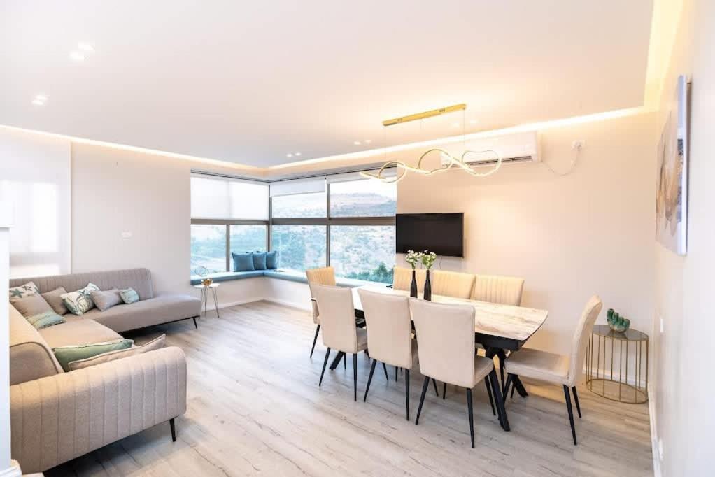 L.T.D Luxury Apartments 4 Bedroom Panoramic View Tiberias Exterior photo